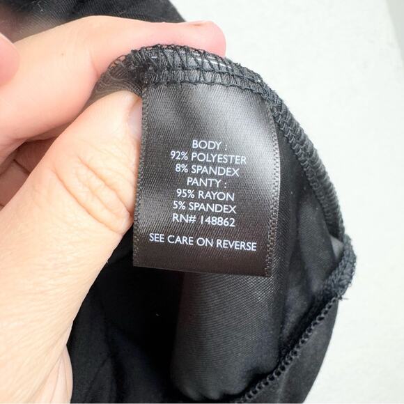 NWT Torrid Stretch Velvet V-Neck Balloon Slv Long Sleeve Bodysuit Sz 2X (18-20) - Picture 15 of 16